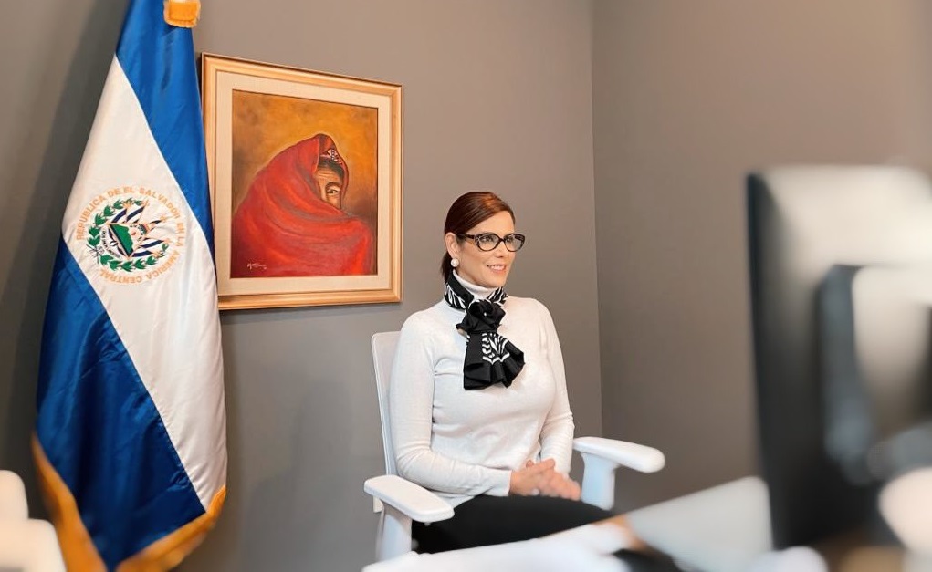 Embajadora Mayorga expresa su agradecimiento a la diáspora por apoyo al Gobierno salvadoreño embajadora-mayorga-expresa-su-agradecimiento-a-la-diaspora-por-apoyo-al-gobierno-salvadoreno